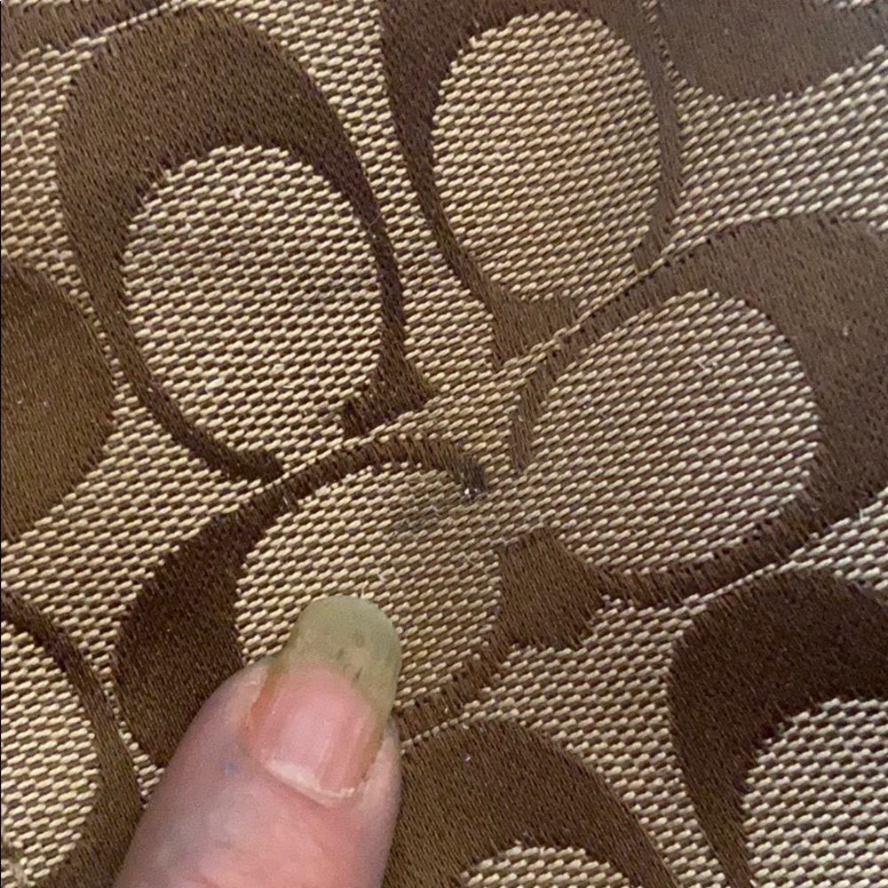 Coach large shoulder bag. Signature C pattern - Picture 16 of 16